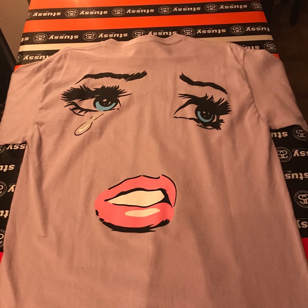 Empyre pop art tee size M